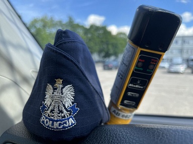 Nietrzeźwy i bez prawa jazdy