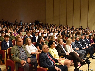 Podsumowano osiągnięcia edukacyjne za rok 2024/2025 powiat żywiecki  